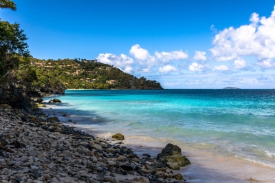 Rocky stretch of Cinnamon Beach.